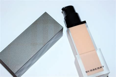 Burberry Cashmere Foundation Review & Swatch 